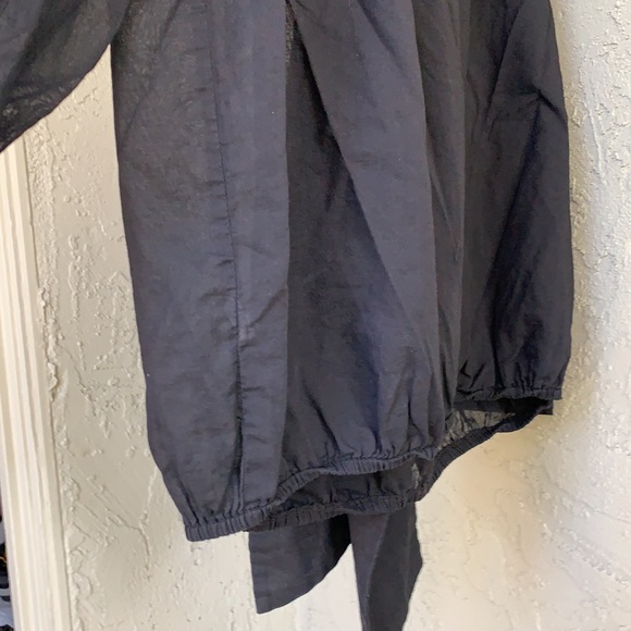 🌸🌸 3/$20 Romeo & Juliet Couture blouse - Picture 5 of 12